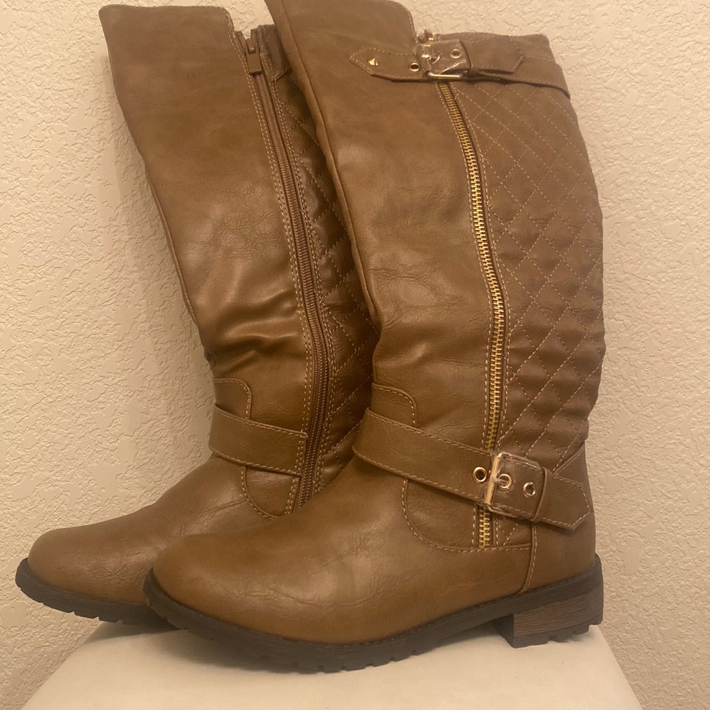 Forever boots